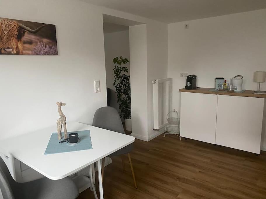 Klein Aber Oho! Neues Apartment In Stadt- Und Fuldanaehe 카셀 외부 사진